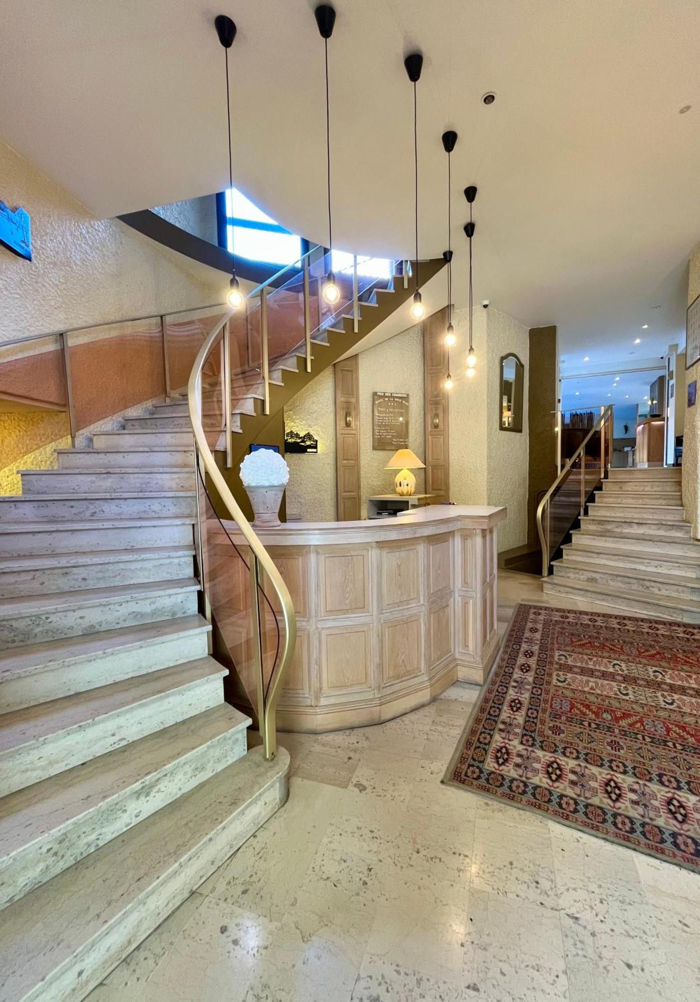 Hotel Tour Maje 3*
