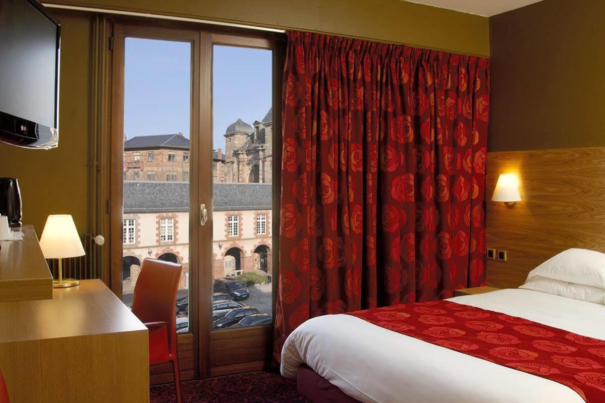 Tour Maje Hotel